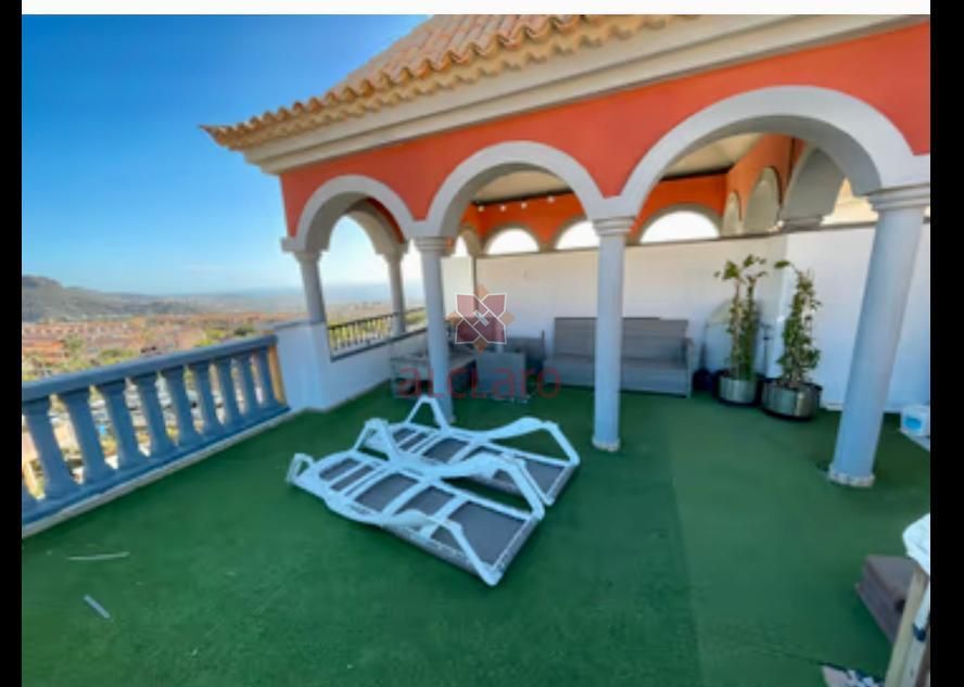 Flat in Calle la Borda, Adeje, Santa Cruz de Tenerife of 140 m2