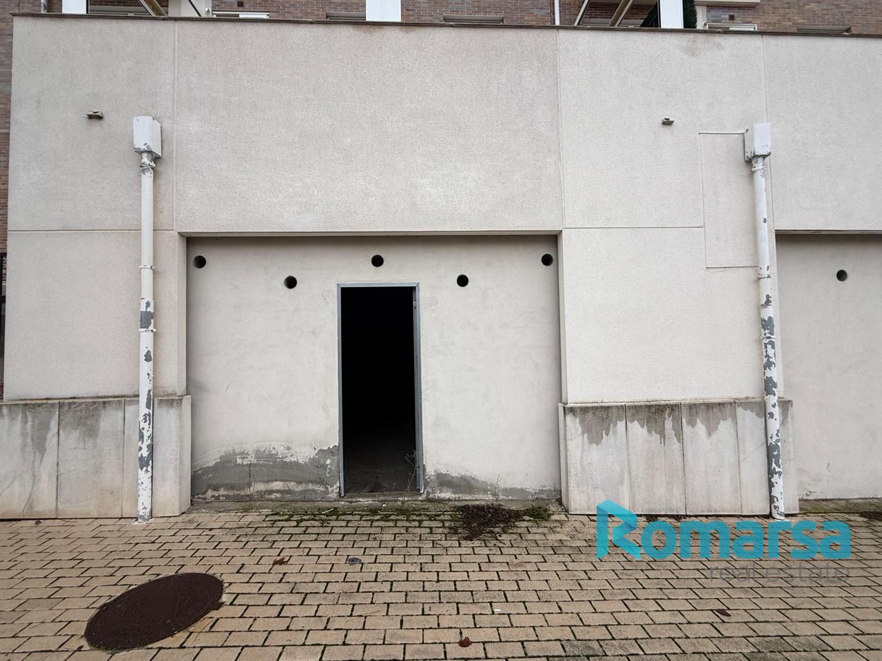 Local en Calle Victimas del Terrorismo, Ávila, Ávila de 69 m2