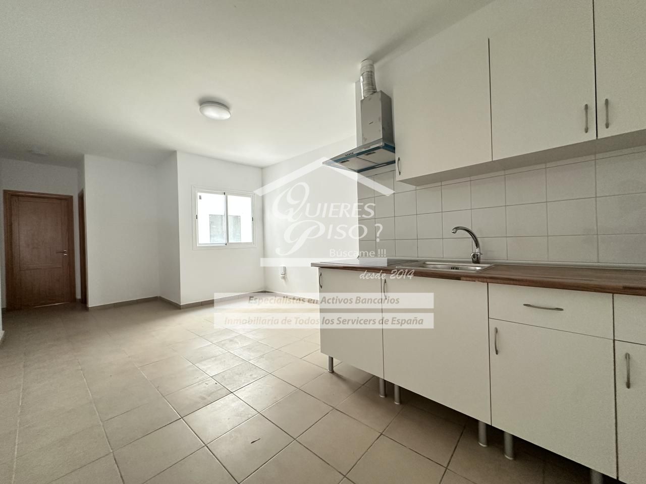 Piso en Calle Ramón y Cajal, Santa Lucía de Tirajana, Las Palmas de 75 m2