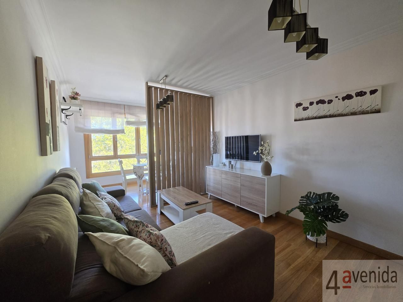 Piso en Calle de Pepe Ortiz 27, Gijón, Asturias de 63 m2
