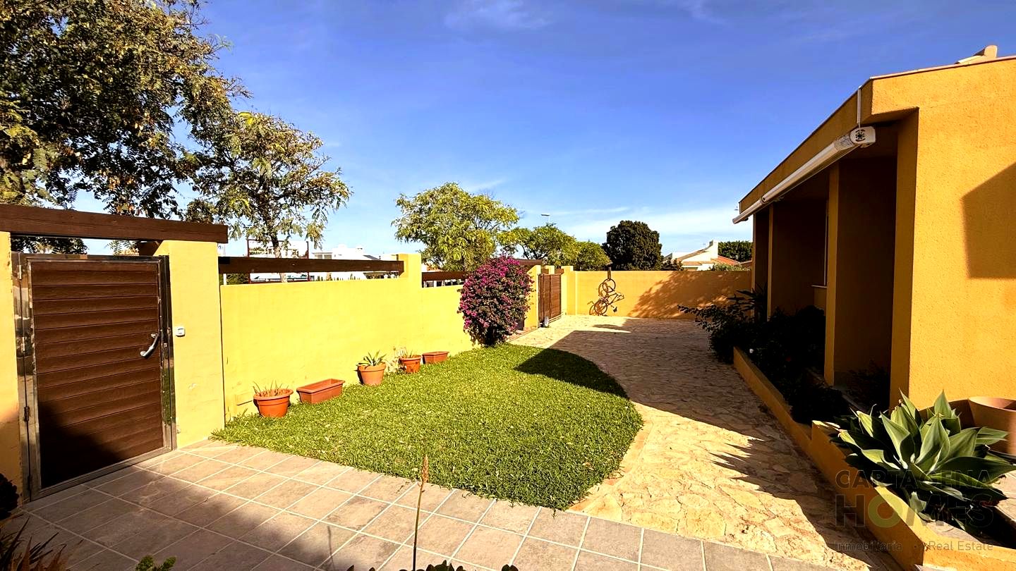 villas en cabo-de-palos · cala-flores 689000€