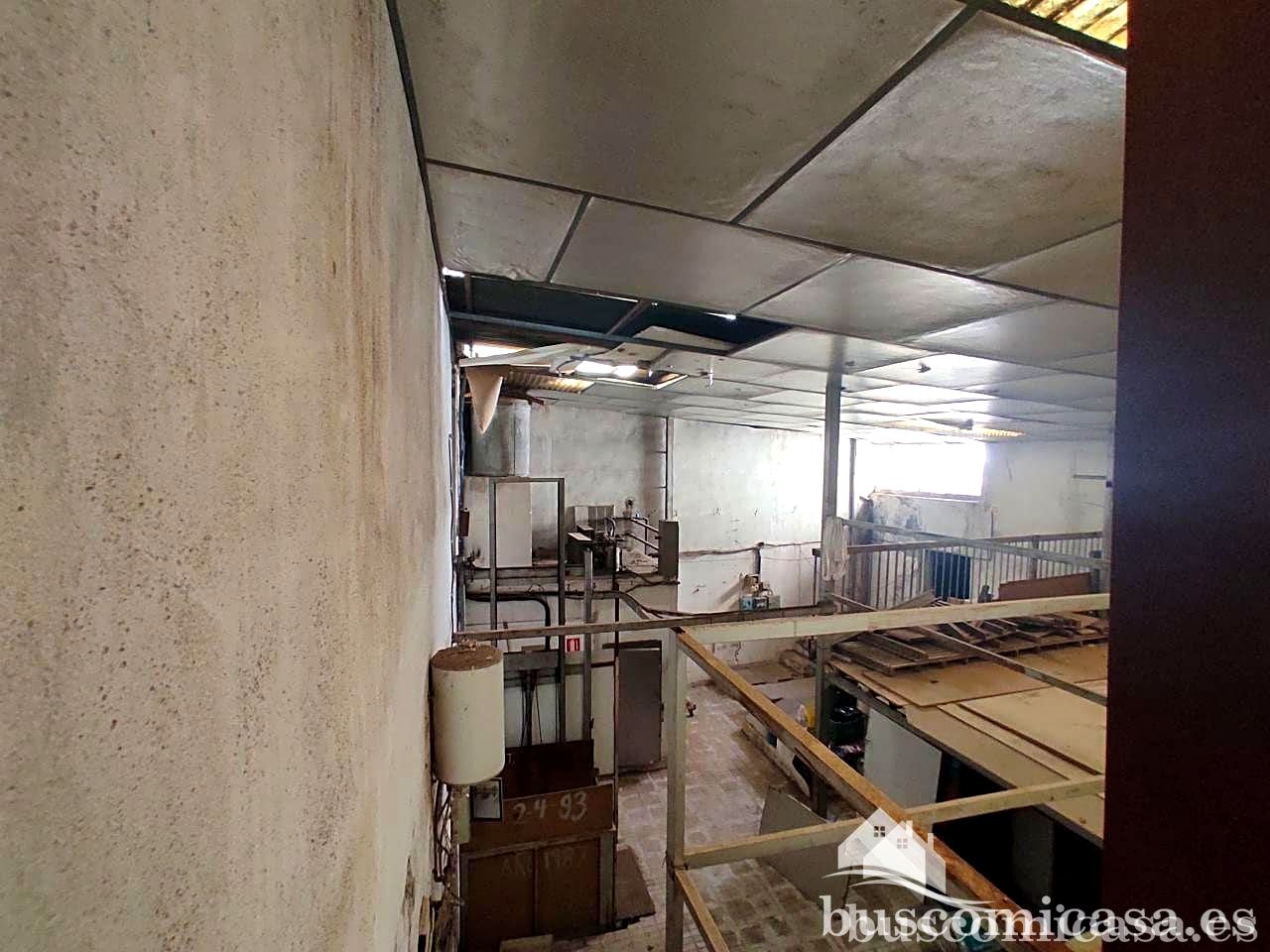 Local en Paseo Marqueses de Linares, Linares, Jaén de 562 m2