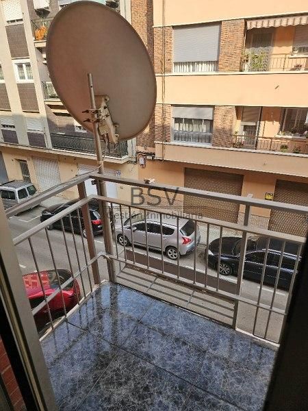 Piso en Calle Federico Maicas 6, Torrent, Valencia de 77 m2