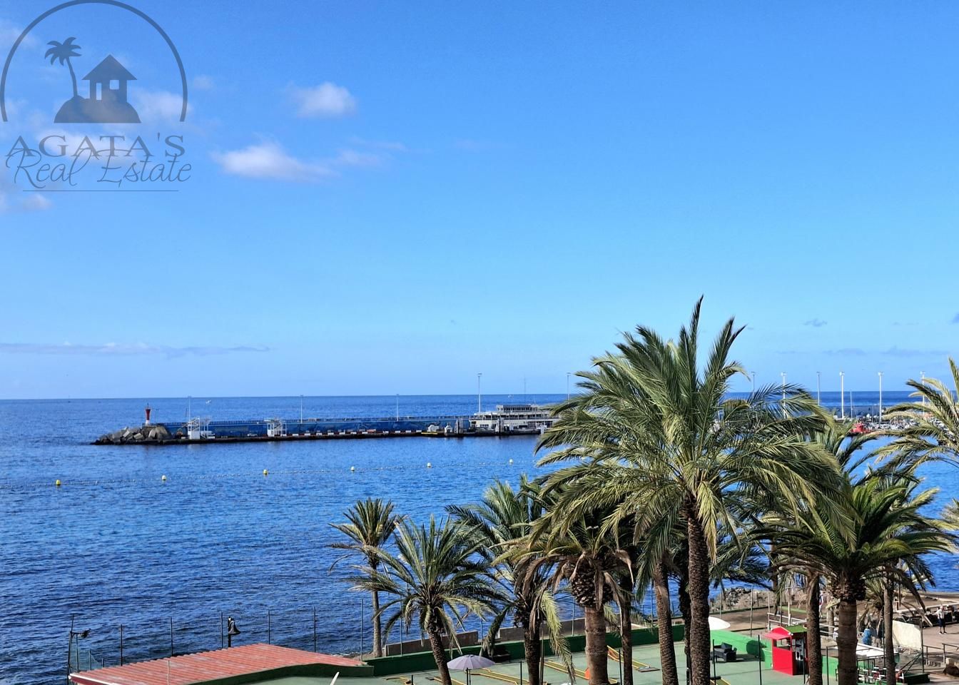 Apartment in Los Cristianos - view 1