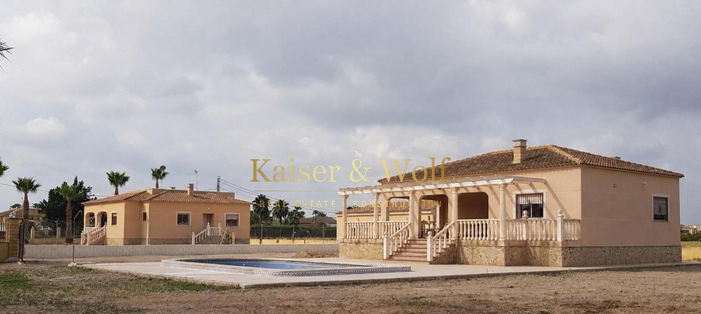 Casa rústica en Camino de los Abadia, abadia, Alicante de 377 m2