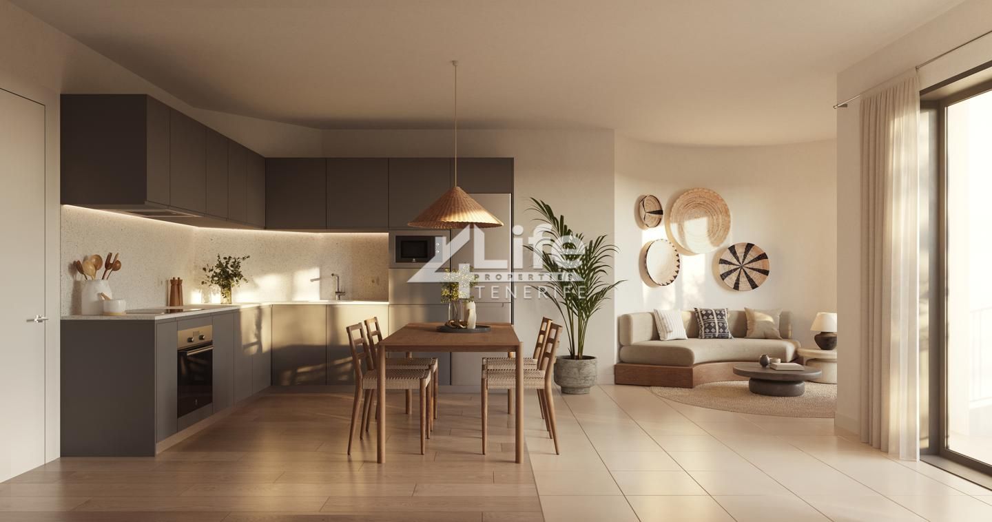 Piso en Avenida San Francisco, Los Cristianos, Arona de 66 m2