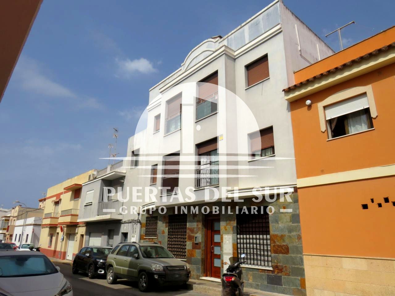 Piso en Calle Amapolas, Rota, Cádiz de 49 m2