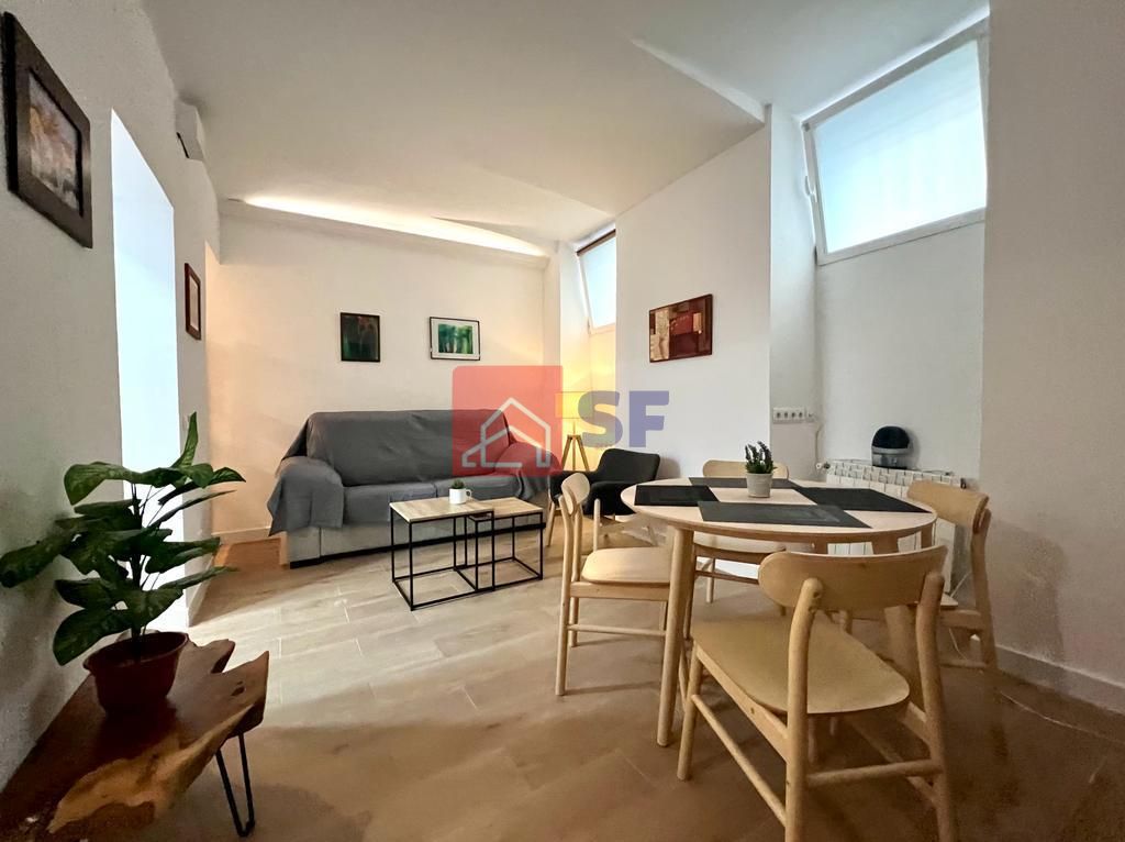 Piso en Calle de Manuel Cortina, Madrid, Madrid de 63 m2