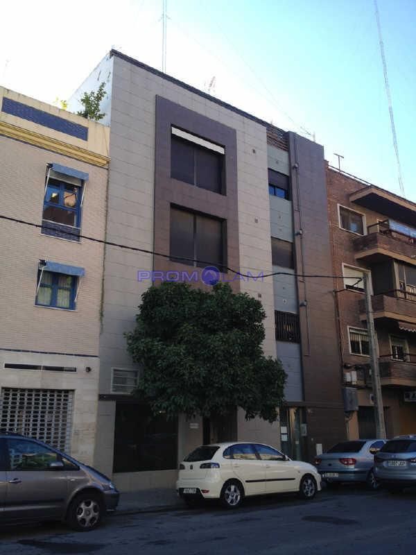 pisos en sevilla · calle-jose-luis-de-casso-41005 439000€