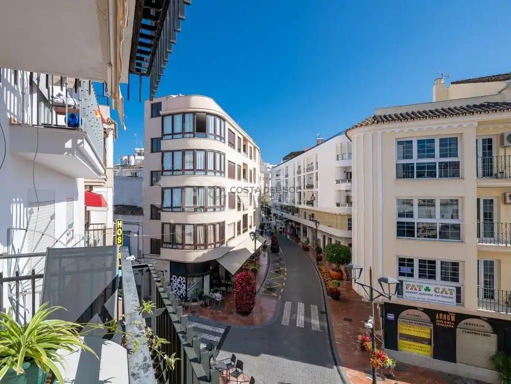 Piso en Calle Terraza, Estepona, Málaga de 105 m2