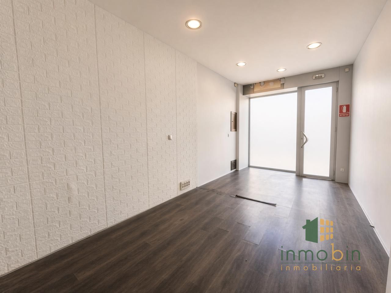 Shop in Calle Arroyazo, Don Benito, Badajoz of 25 m2