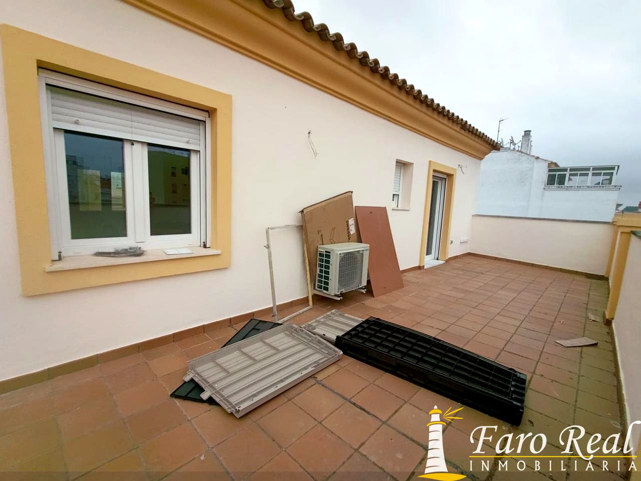 Piso en alquiler anual zona El Barrio 7