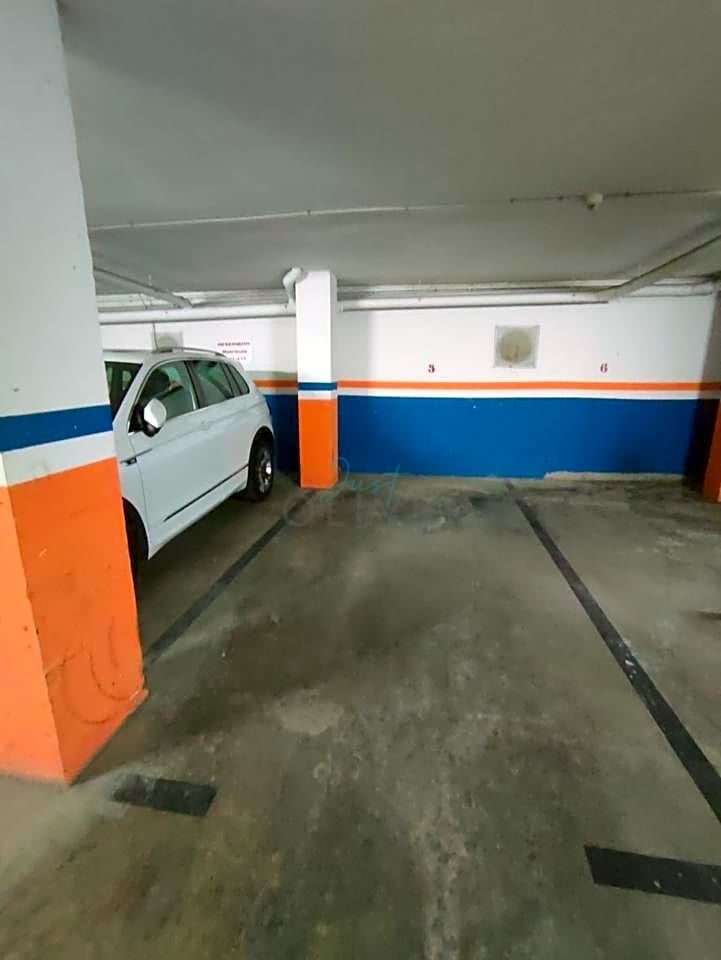 parking en platja-de-la-pineda · centro 20000€