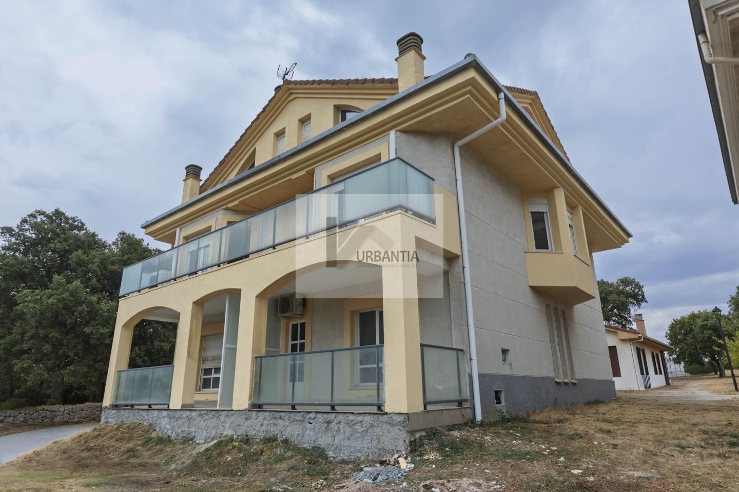Casa / chalet en Calle Santa María, Artaza, Navarra de 209 m2