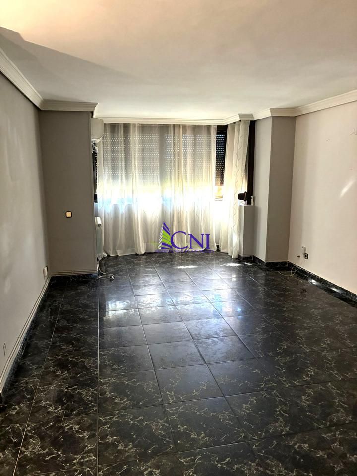 Flat in Calle Cuesta de las Perdices, Aranjuez, Madrid of 90 m2