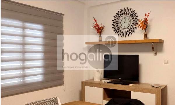 Piso en TAMARGUILLO-CERRO DEL AGUILA, Sevilla, Sevilla de 68 m2