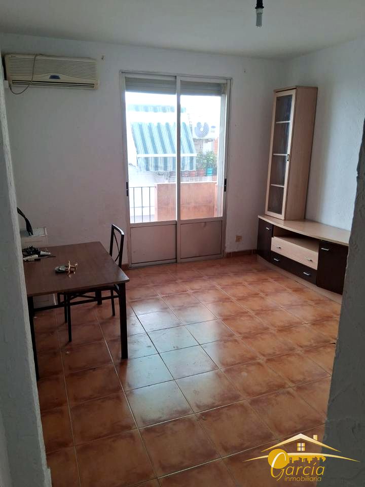 Piso en Calle Santa Catalina, Mérida, Badajoz de 75 m2