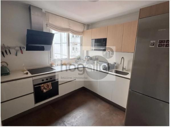 Flat in FELIPE II-EL PORVENIR, Sevilla, Sevilla of 90 m2