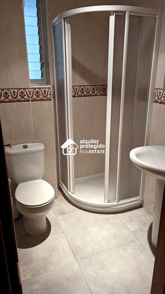 pisos en alicante-(alacant) · centro 1400€