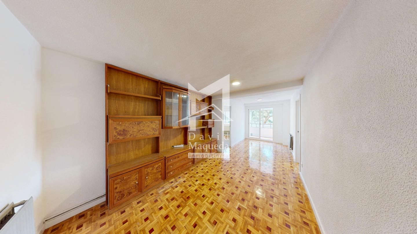 Flat in Paseo de Santa María de la Cabeza, Madrid, Madrid of 86 m2