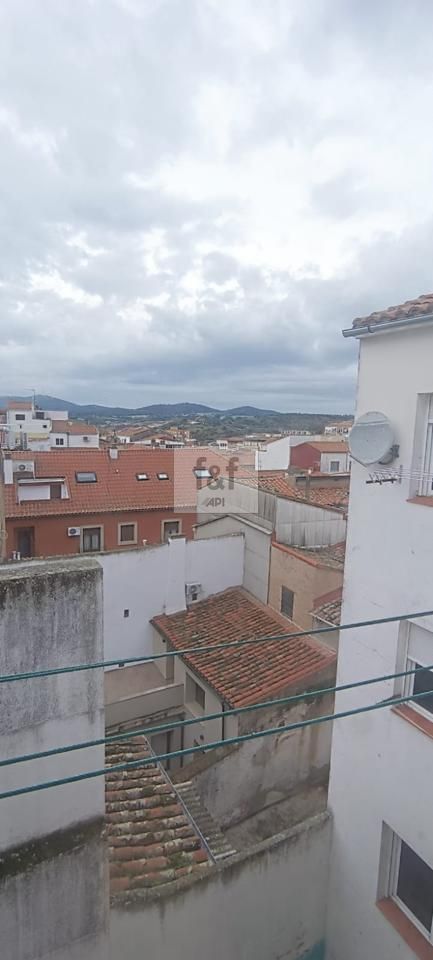 Piso en Calle Rey, Plasencia, Cáceres de 80 m2