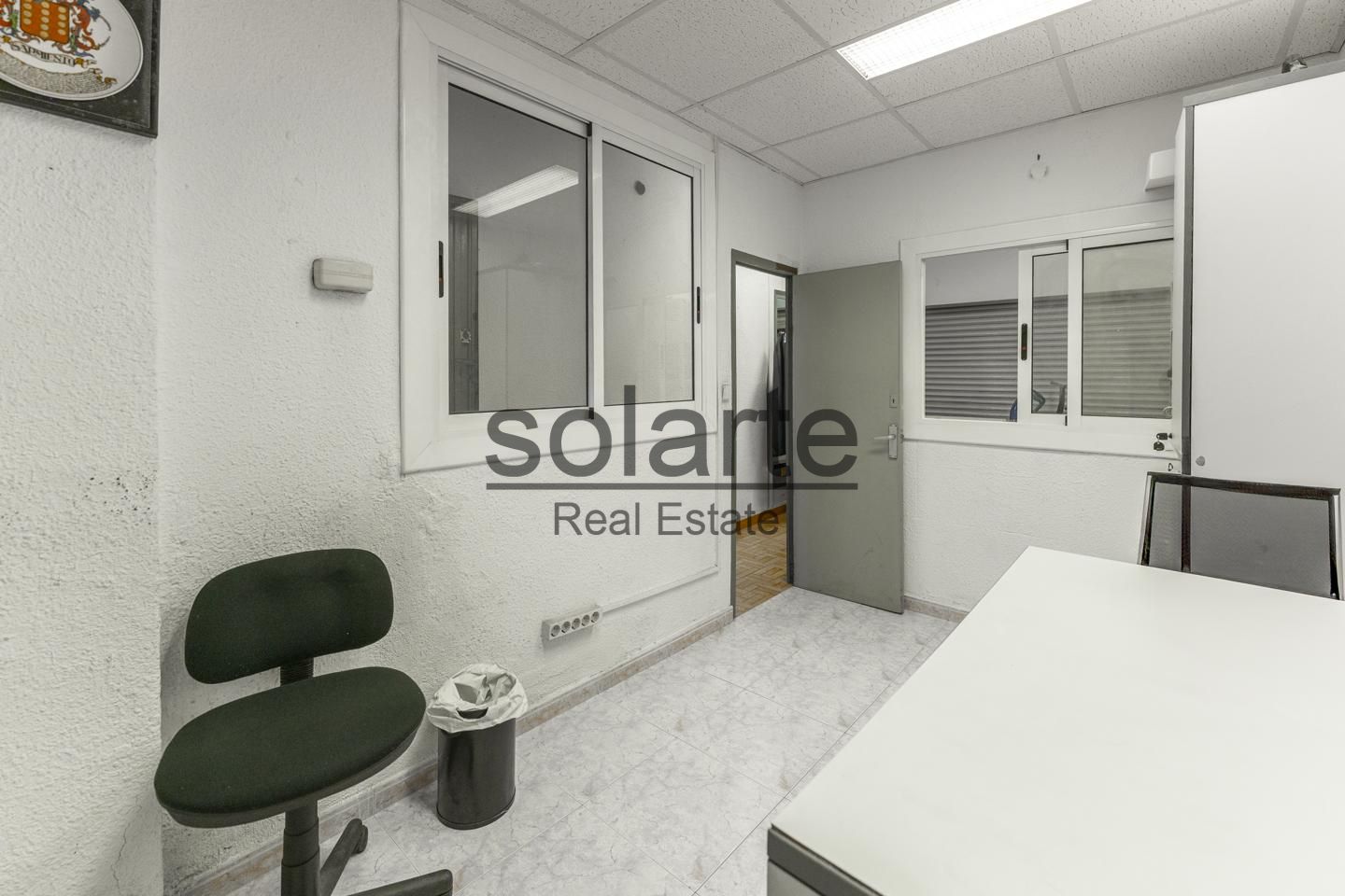 Local en Carrer de la Mare de Déu de Port, Barcelona, Barcelona de 66 m2