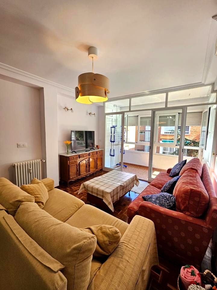 pisos en madrid · calle-de-andorra-28043 475000€