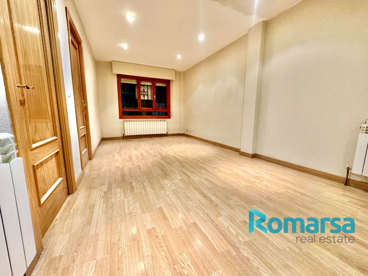 Flat in Travesía de Cobaleda, Ávila, Ávila of 83 m2