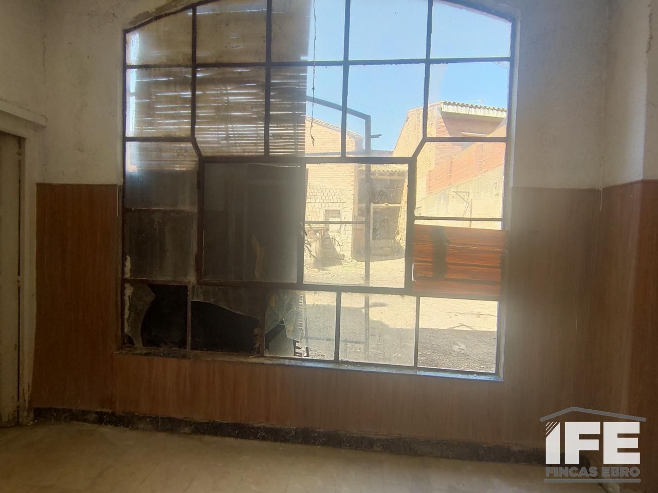 casa en alagon ·  140000€