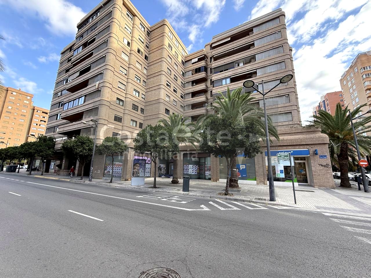 Local en Avinguda del Primat Reig 183, València, Valencia de 346 m2