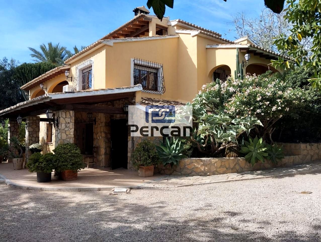 Casa / chalet en Atocha, El Campello, Alicante de 450 m2