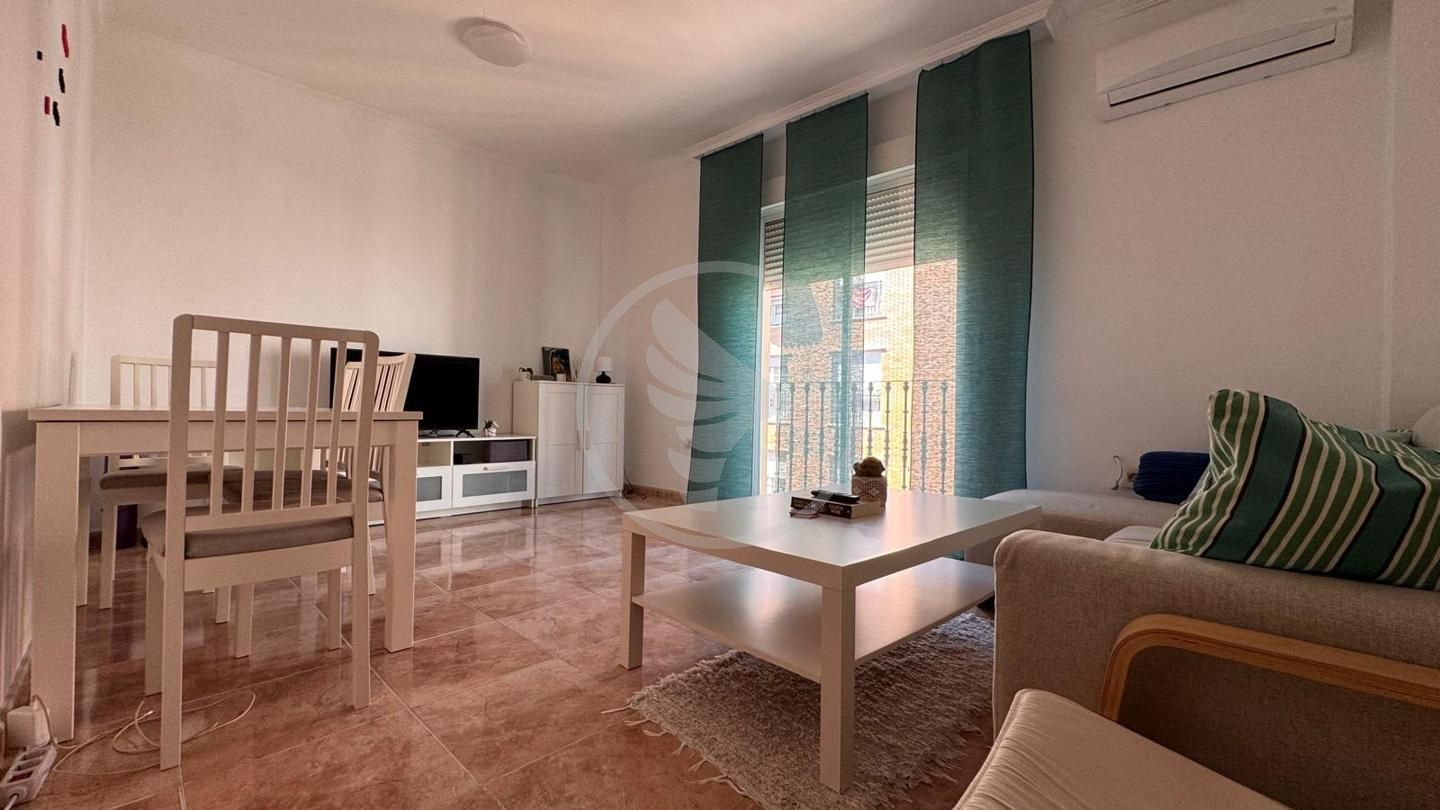 Piso en Calle Julio Burell, Linares, Jaén de 77 m2