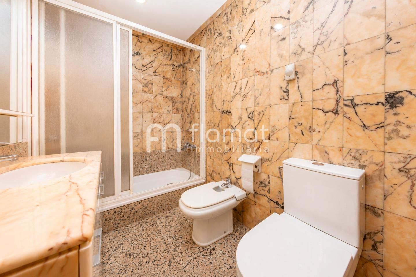 pisos en barcelona · avinguda-de-sant-ramon-nonat-08028 200000€
