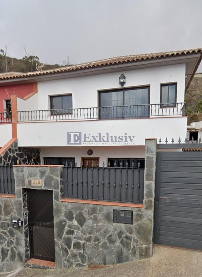 Casa / chalet en Calle Aceviño, El Sauzal, Santa Cruz de Tenerife de 350 m2