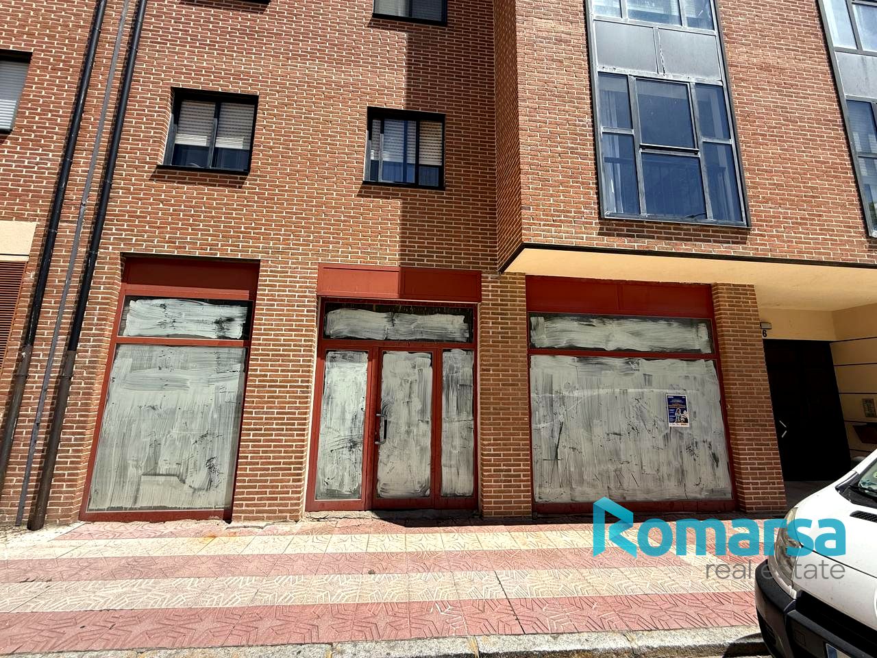 Local en Travesía Cinco Villas, Ávila, Ávila de 216 m2
