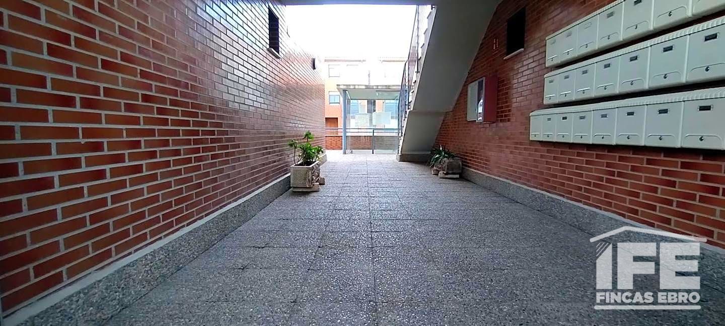 parking en alagon · avenida-de-zaragoza-50630 7000€