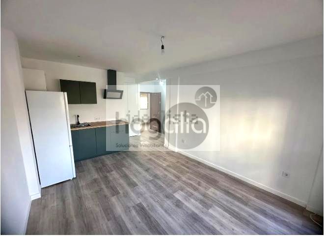 Flat in LA BUHAIRA, Sevilla, Sevilla of 65 m2