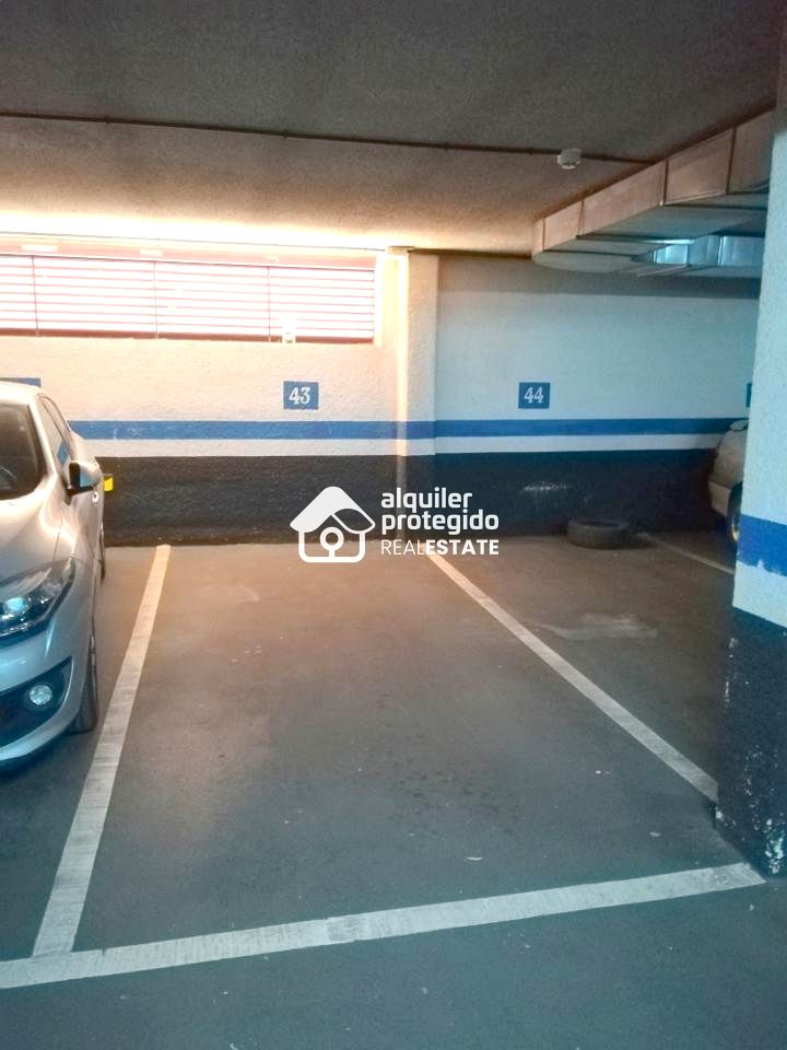 pisos en madrid · calle-secoya-28044 345000€