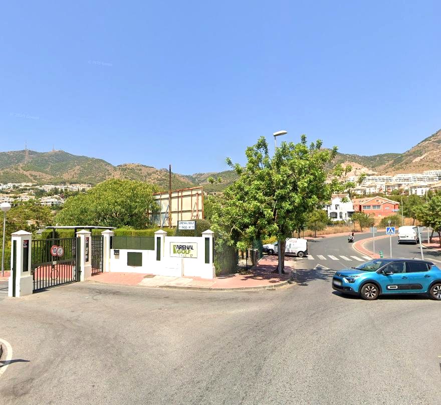 Plaza de parking en Avenida de los Argonautas, Benalmádena, Málaga de 28 m2