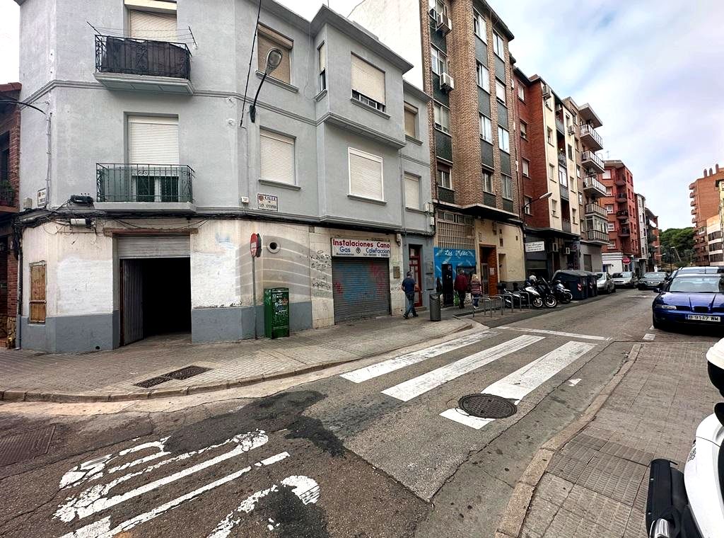 Local en Calle de San Antonio Abad, Zaragoza, Zaragoza de 37 m2 Local en Calle de San Antonio Abad, Zaragoza, Zaragoza de 37 m2