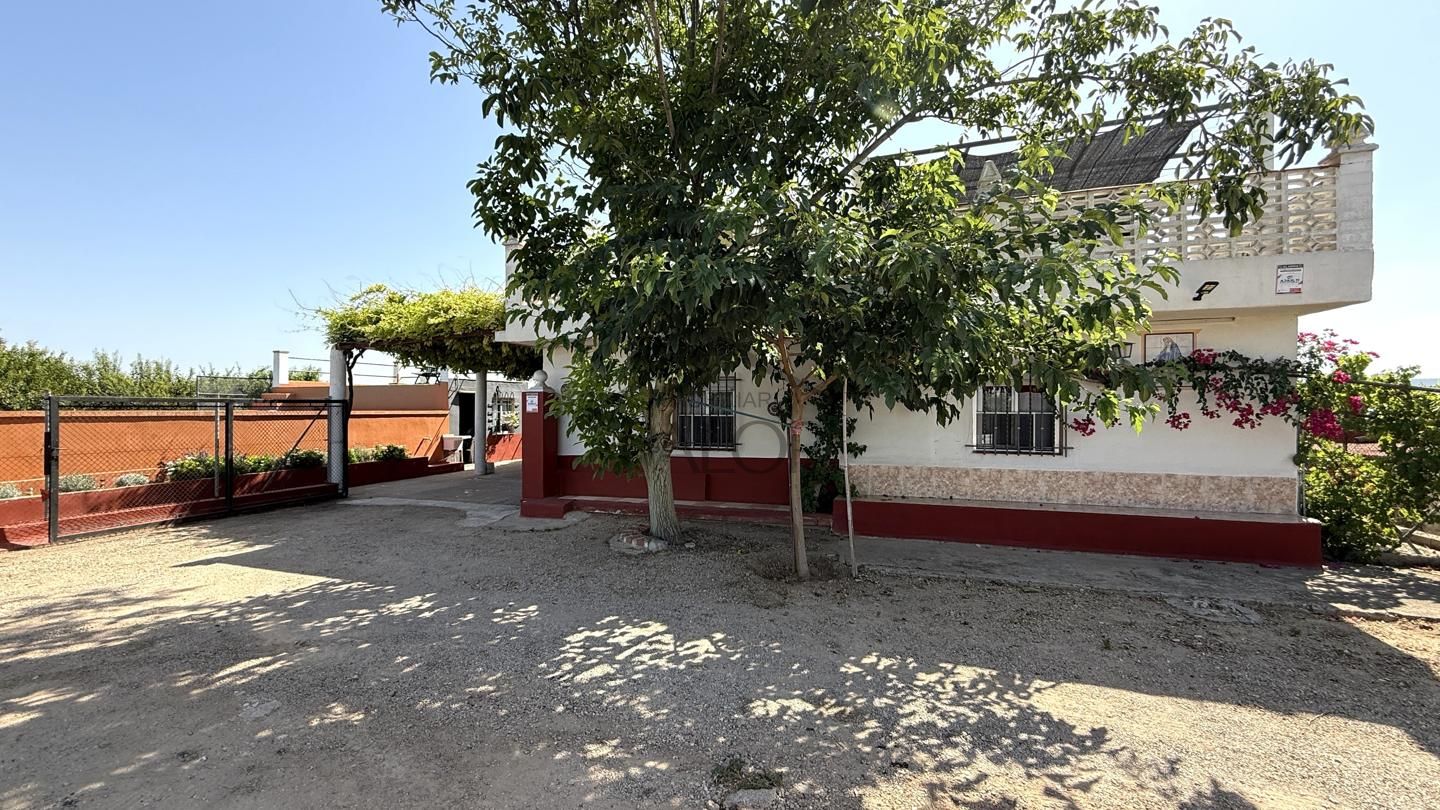 Casa rústica en L'Horta, Carcaixent, Valencia de 152 m2