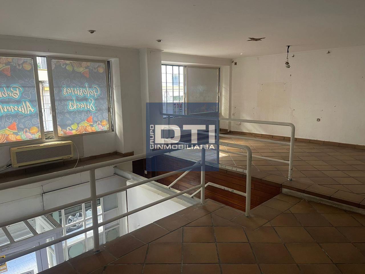 Local en Calle Ciudad de Aracena, Huelva, Huelva de 38 m2