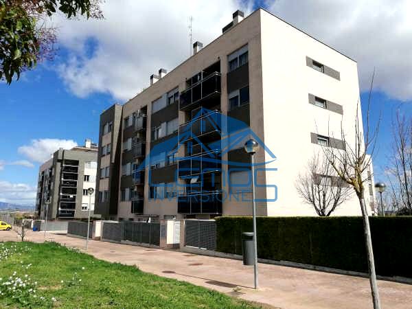 Piso en Calle Río Júcar, Lardero, La Rioja de 135 m2