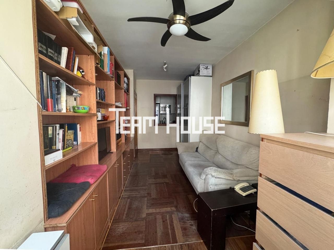 Piso en Calle de Bocángel, Madrid, Madrid de 46 m2