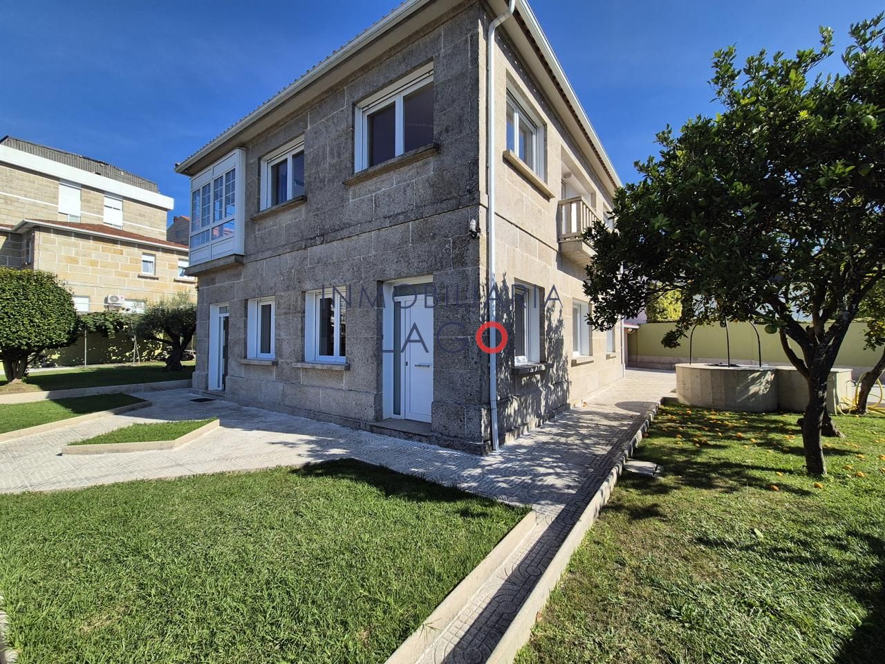 Casa / chalet en Rúa Rosalía de Castro, Nigrán, Pontevedra de 243 m2