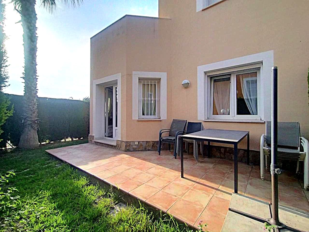 Casa / chalet en Avenida Matisse, Oliva, Valencia de 120 m2