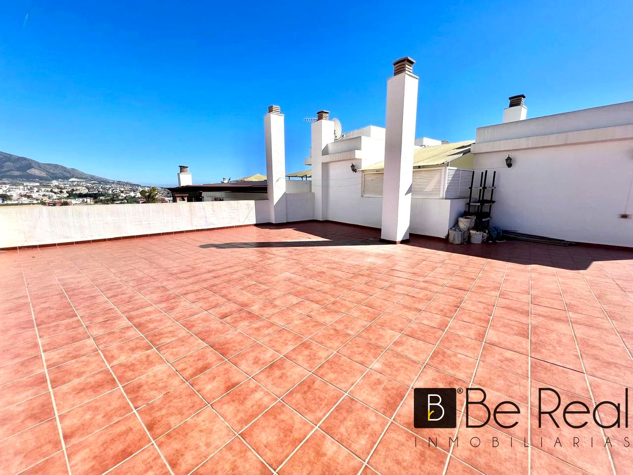 Piso en Avenida María Zambrano, Las Lagunas de Mijas, Málaga de 132 m2