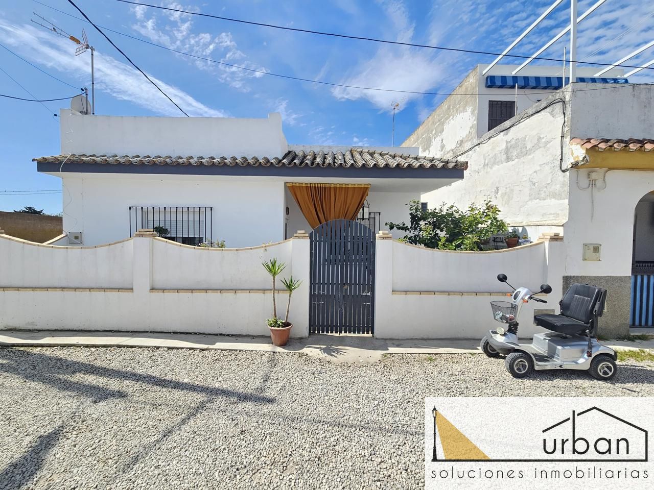 Casa / chalet en Calle Río Odiel, Chipiona, Cádiz de 101 m2