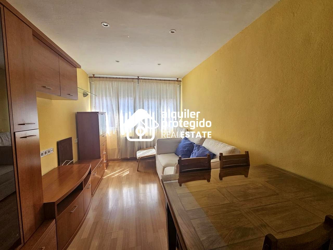 pisos en madrid · calle-de-angel-mugica-28034 1200€