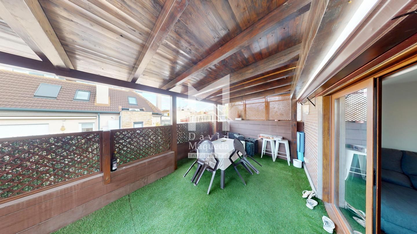 Piso en Calle de María Zayas, Madrid, Madrid de 90 m2